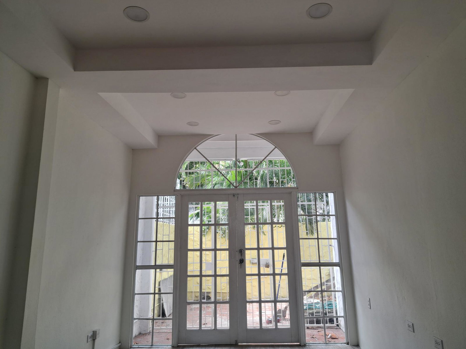 Ninth image of 14-1 Seaview Avenue in Kingston 6, St. Andrew, Jamaica - property is For Rent