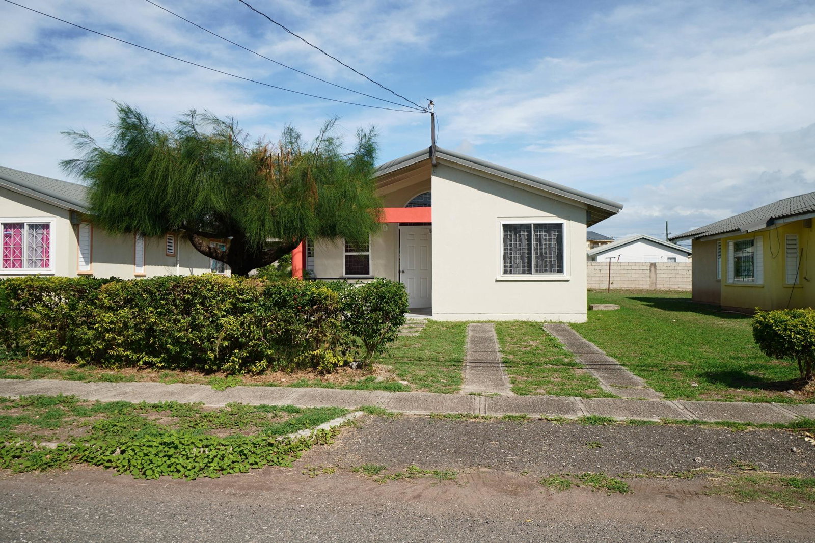 Second image of 100 Whitewing Circle, 467, th in Old Harbour, St. Catherine, Jamaica - property is For Rent