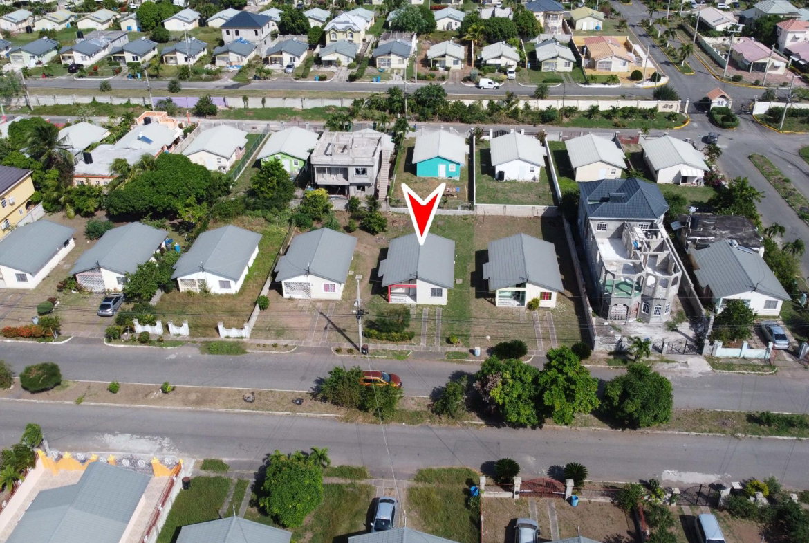 Twenty-Fourth image of 100 Whitewing Circle, 467, th in Old Harbour, St. Catherine, Jamaica - property is For Rent