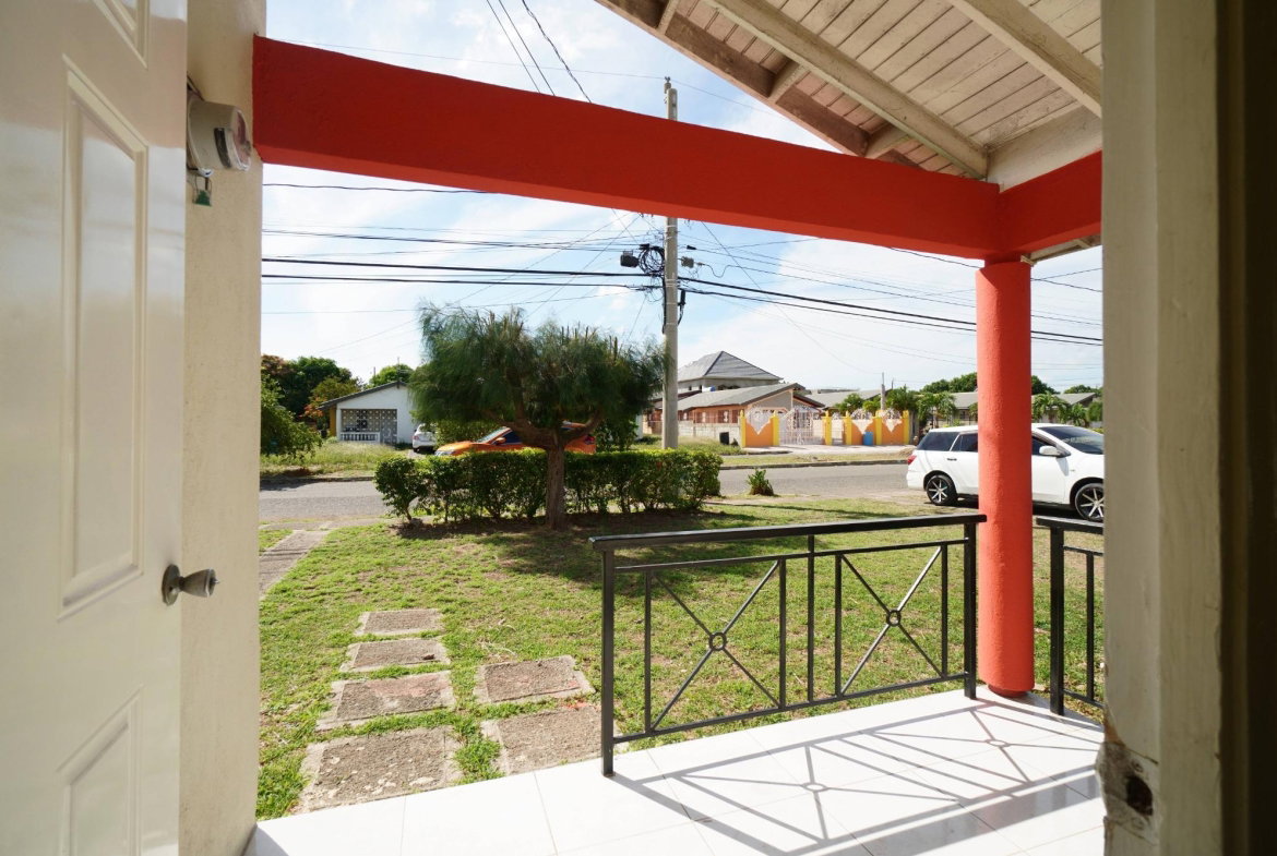 Ninth image of 100 Whitewing Circle, 467, th in Old Harbour, St. Catherine, Jamaica - property is For Rent