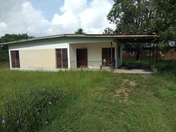First image of 76 Avondale Drive in May Pen, Clarendon, Jamaica - property is For Sale