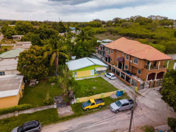 Third image of Glenmuir Close in May Pen, Clarendon, Jamaica - property is For Sale