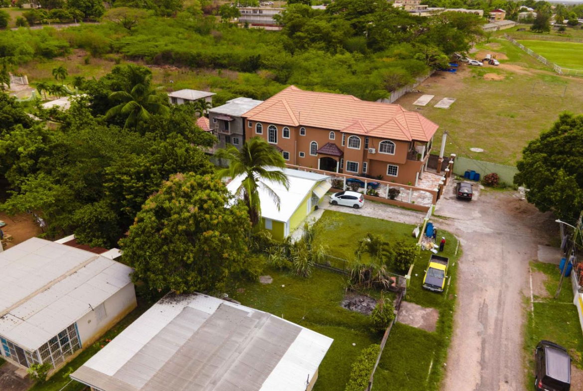 Fourth image of Glenmuir Close in May Pen, Clarendon, Jamaica - property is For Sale