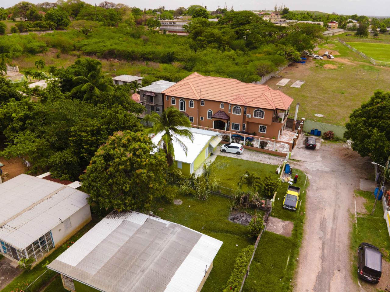 Fourth image of Glenmuir Close in May Pen, Clarendon, Jamaica - property is For Sale