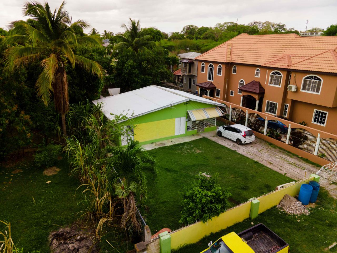 Fifth image of Glenmuir Close in May Pen, Clarendon, Jamaica - property is For Sale