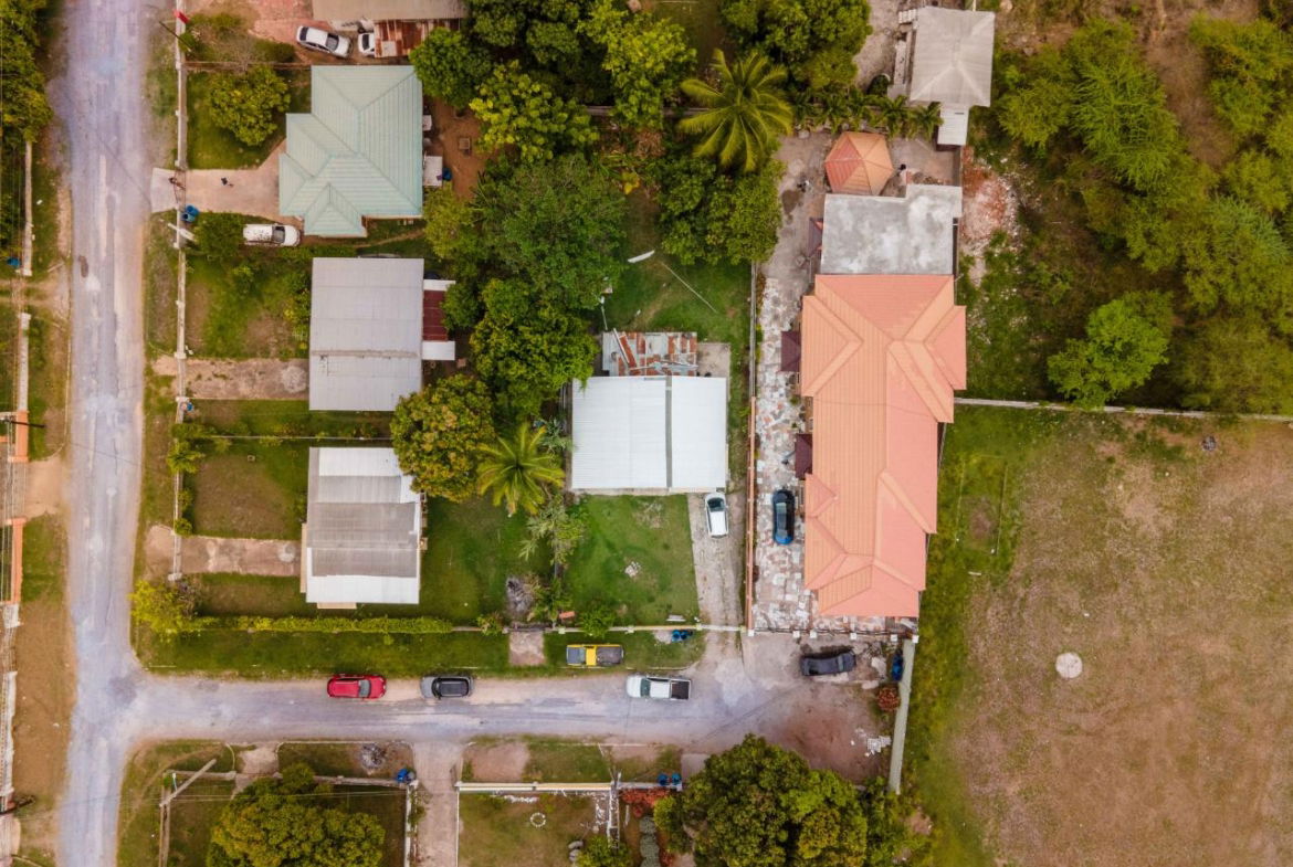 Eighth image of Glenmuir Close in May Pen, Clarendon, Jamaica - property is For Sale