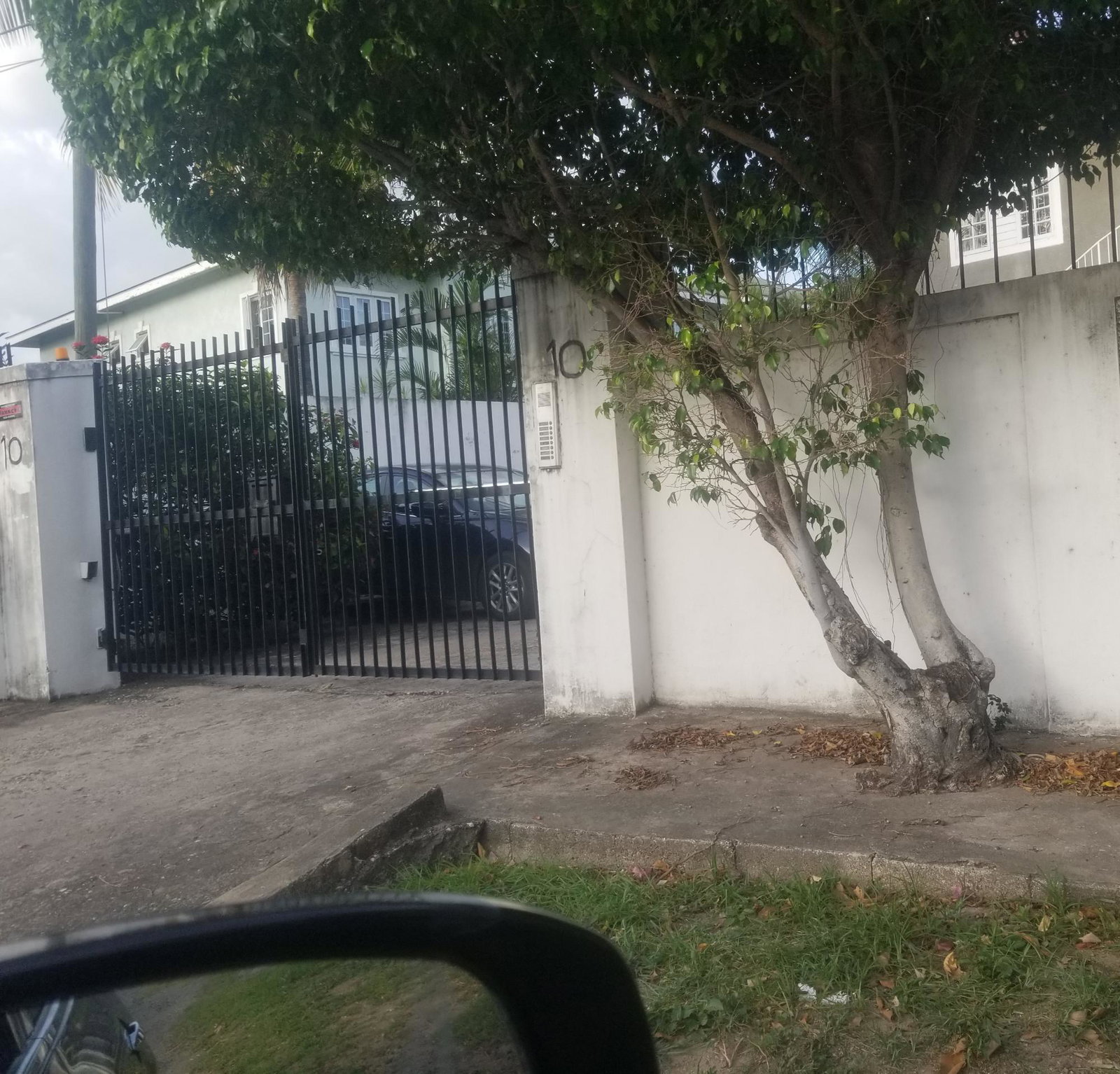 Eleventh image of Apt # 3-10 Sandhurst Avenue in Kingston 6, St. Andrew, Jamaica - property is For Sale