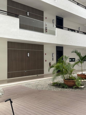 Ninth image of 402-21 Braemar Avenue in Kingston 5, St. Andrew, Jamaica - property is For Sale