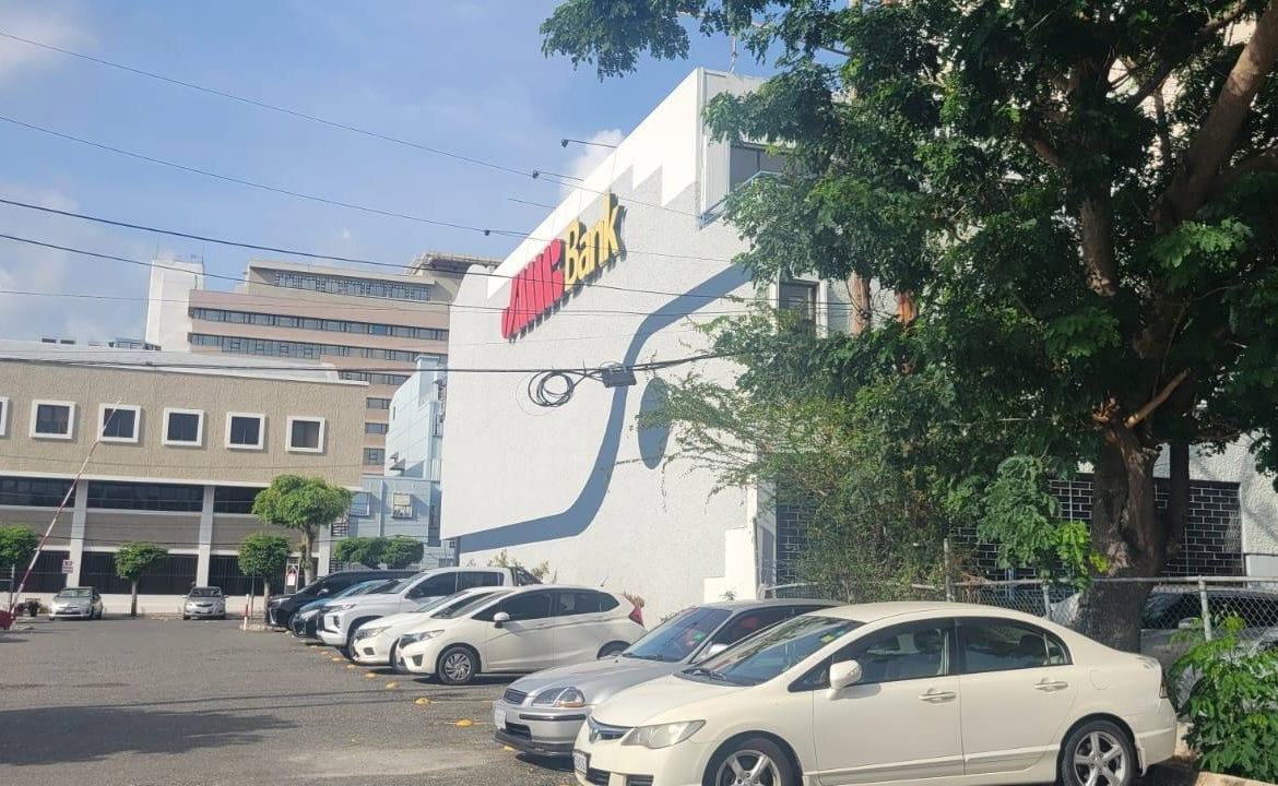 First image of 6-8 Grenada Way in NEW KINGSTON, St. Andrew, Jamaica - property is For Rent