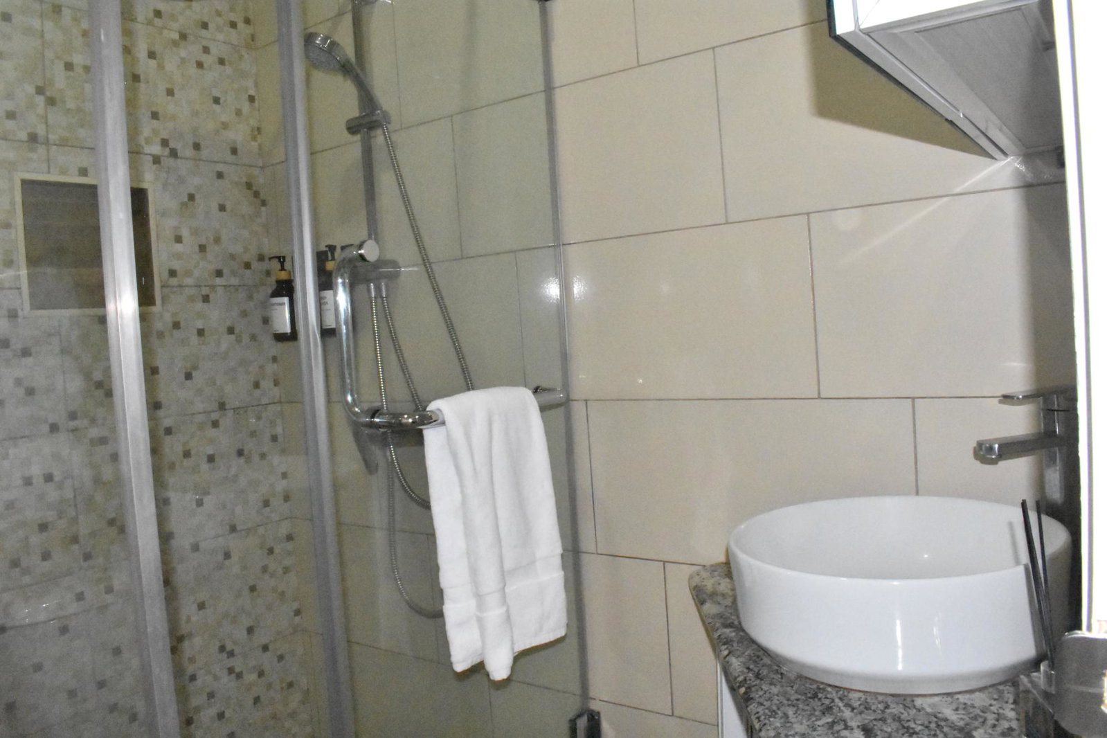 Ninth image of 3-73 Forte de France Street in Caribbean Estates, St. Catherine, Jamaica - property is For Rent