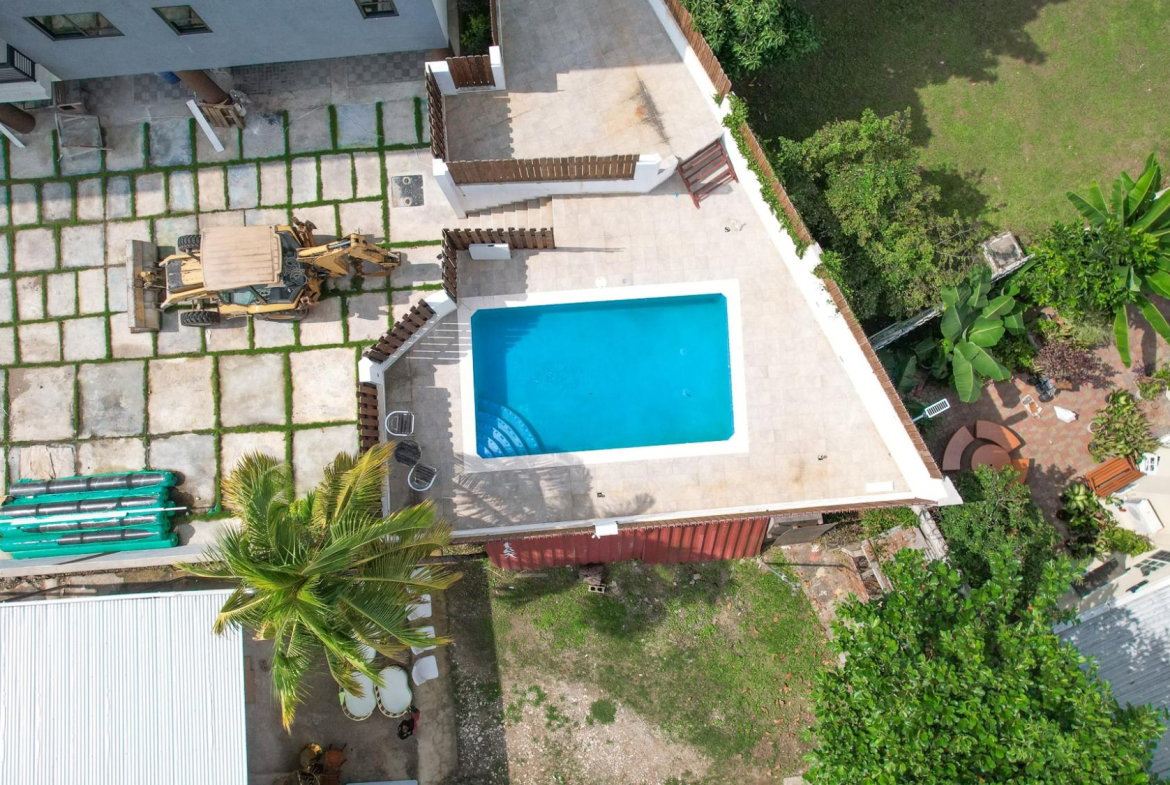 Tenth image of 9-12 St. Michael's Terrace in Kingston 6, St. Andrew, Jamaica - property is For Sale