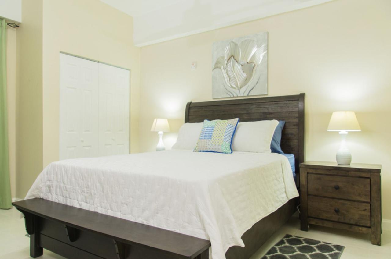 Elegant-Apartment-for-Rent-in-New-Kingston-The-Hampshire Seventeenth image of 305-6 Comlin Bank Road in Kingston 6, St. Andrew, Jamaica - property is For Rent