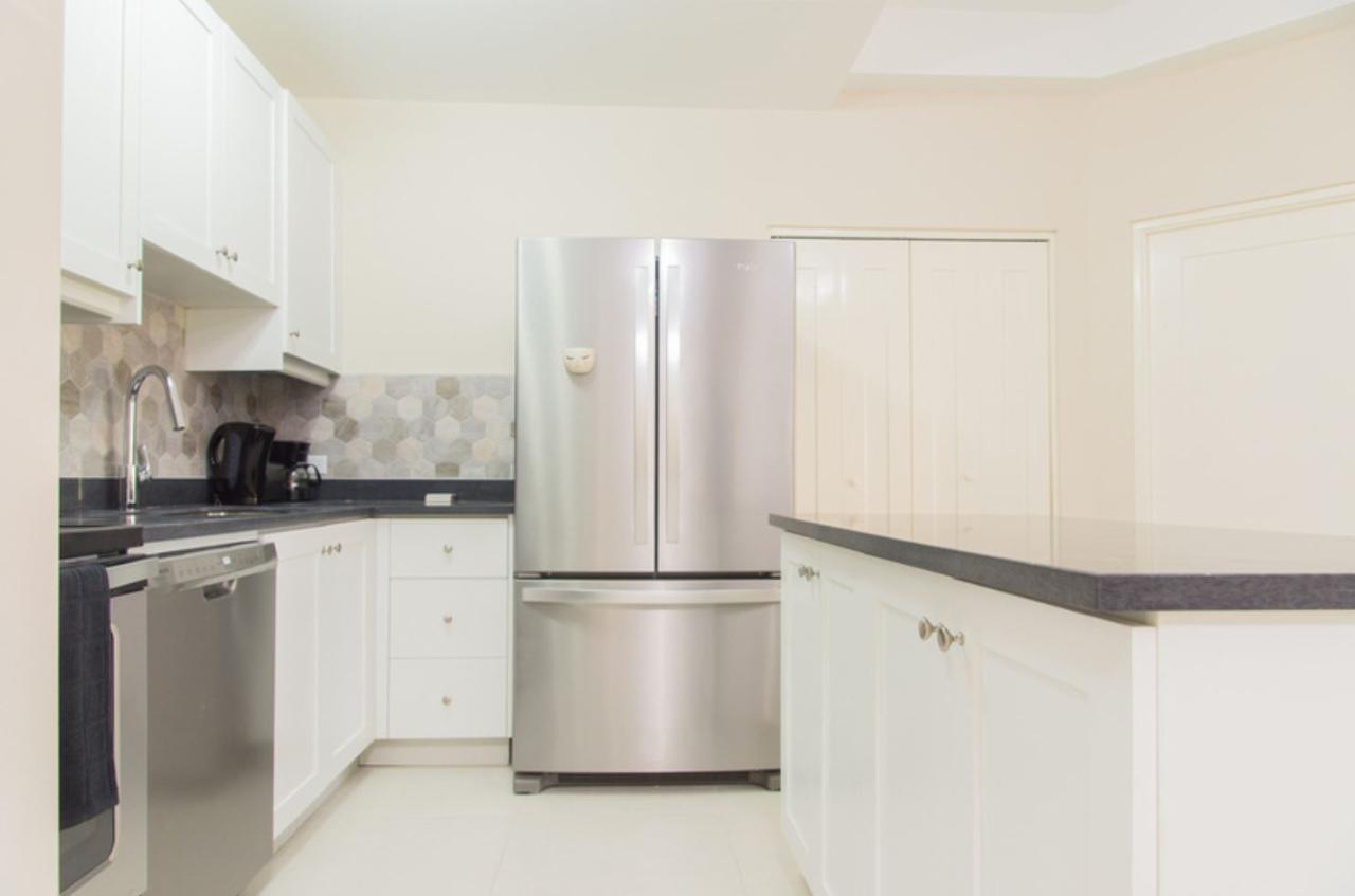 Elegant-Apartment-for-Rent-in-New-Kingston-The-Hampshire Fourth image of 305-6 Comlin Bank Road in Kingston 6, St. Andrew, Jamaica - property is For Rent