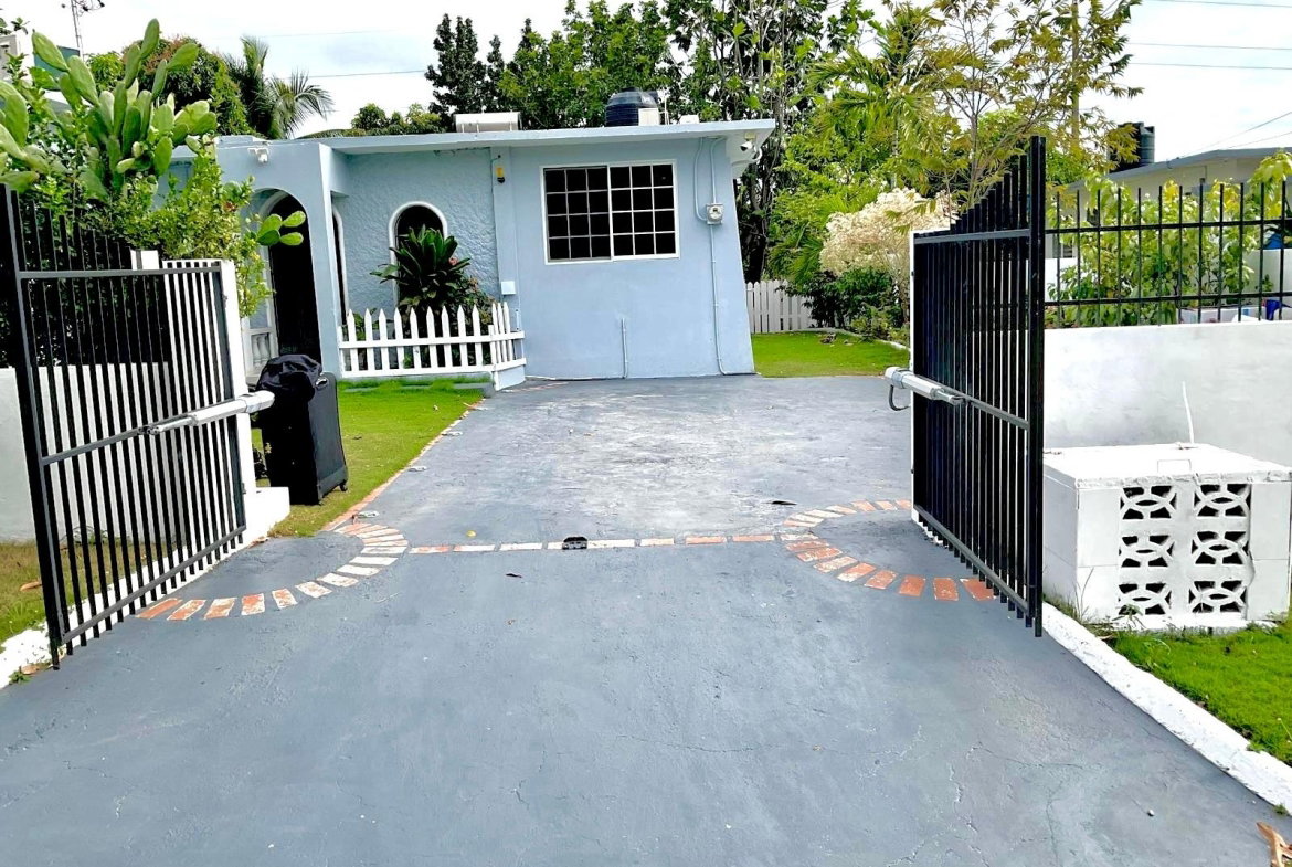 Fifth image of 17 Meadowland Drive in Kingston 19, St. Andrew, Jamaica - property is For Sale
