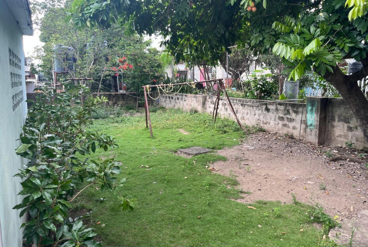 Fifteenth image of 6 Roehampton Close in Kingston 19, St. Andrew, Jamaica - property is For Sale