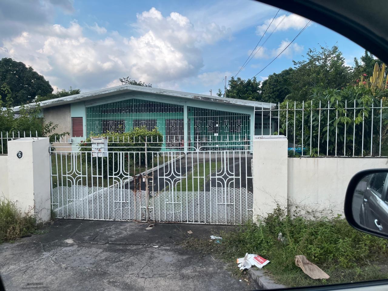 Seventeenth image of 6 Roehampton Close in Kingston 19, St. Andrew, Jamaica - property is For Sale