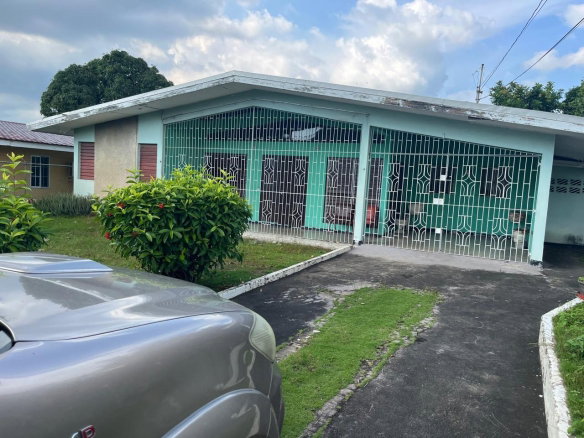 First image of 6 Roehampton Close in Kingston 19, St. Andrew, Jamaica - property is For Sale