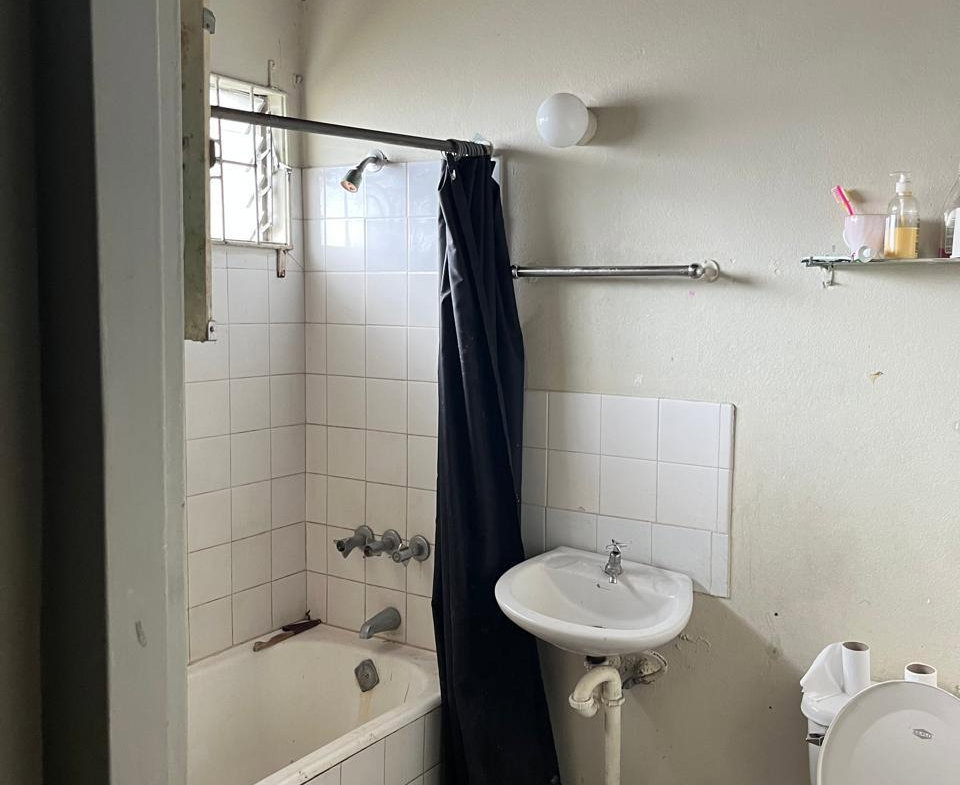 Eighth image of 6 Roehampton Close in Kingston 19, St. Andrew, Jamaica - property is For Sale