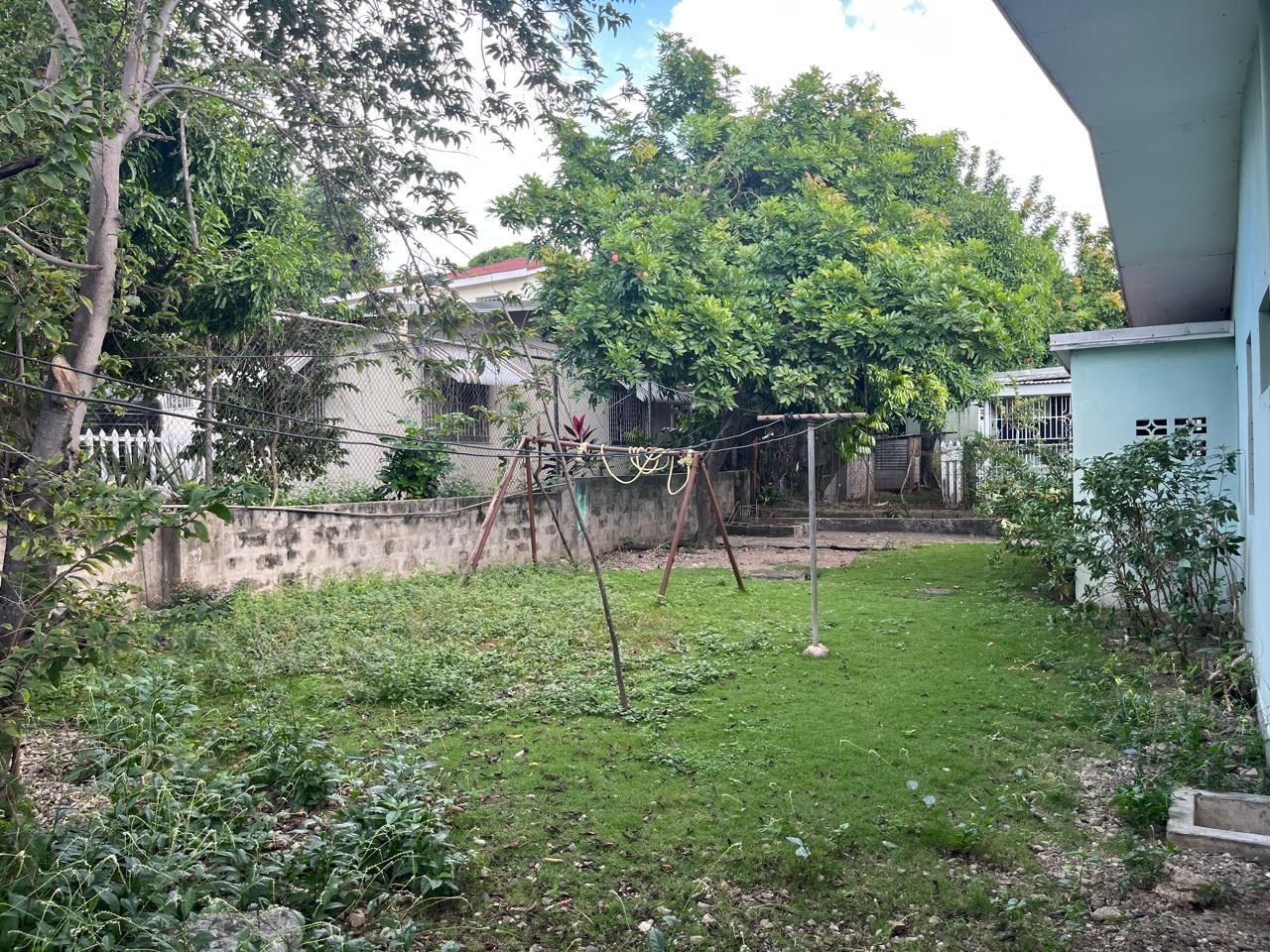 Tenth image of 6 Roehampton Close in Kingston 19, St. Andrew, Jamaica - property is For Sale