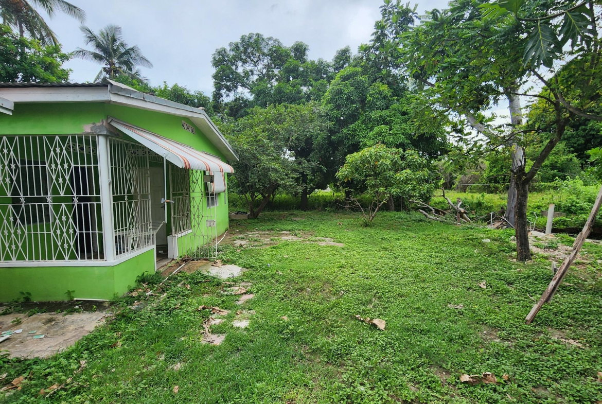 Fifteenth image of 44 Sydenham Avenue in Sydenham, St. Catherine, Jamaica - property is For Sale