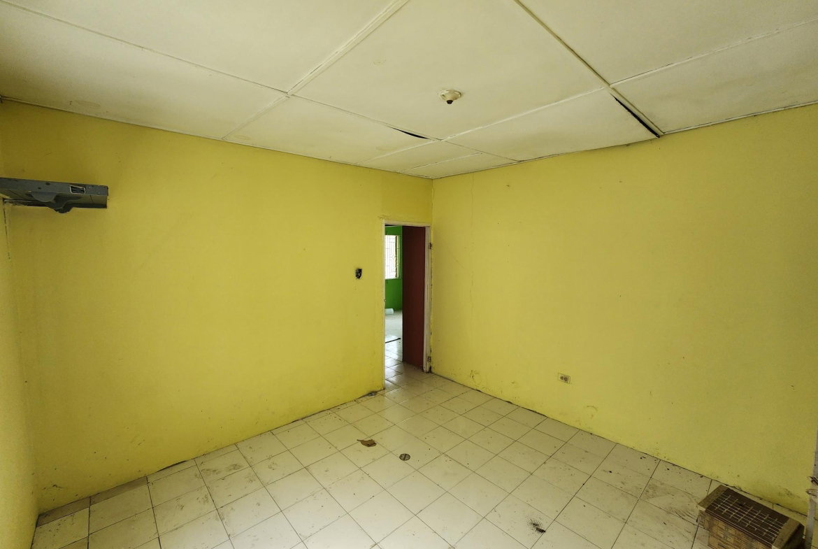 Twenty-Third image of 44 Sydenham Avenue in Sydenham, St. Catherine, Jamaica - property is For Sale