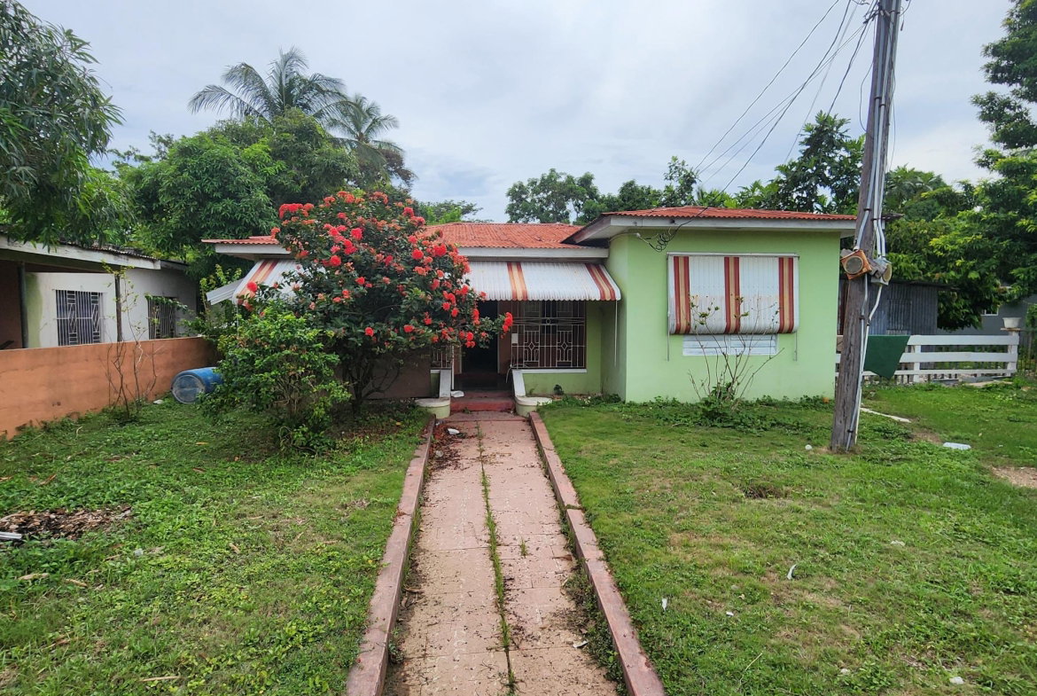 Sixth image of 44 Sydenham Avenue in Sydenham, St. Catherine, Jamaica - property is For Sale