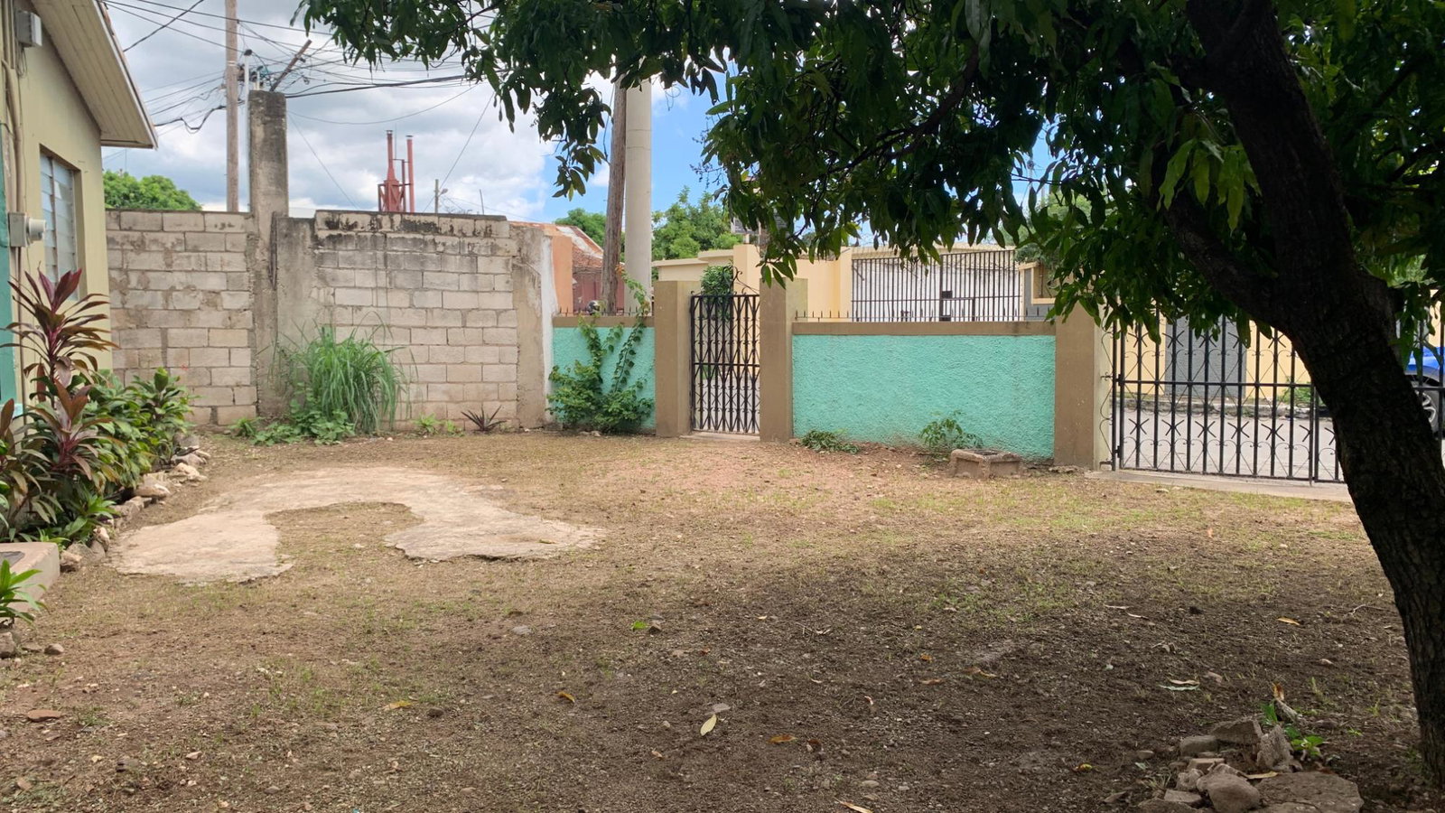 Fourth image of 4 South Road in Kencot, St. Andrew, Jamaica - property is For Sale