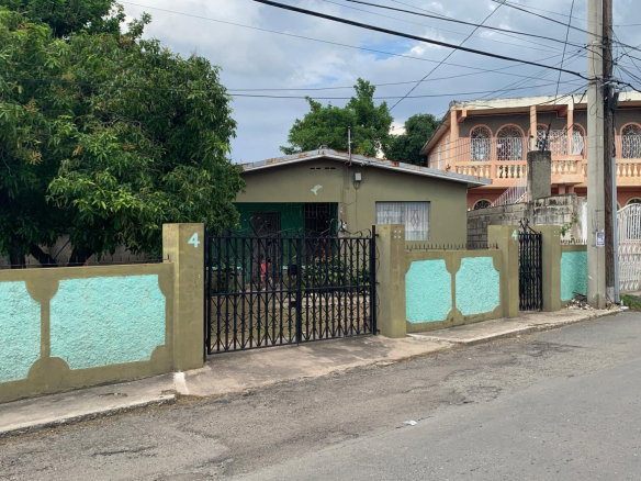First image of 4 South Road in Kencot, St. Andrew, Jamaica - property is For Sale
