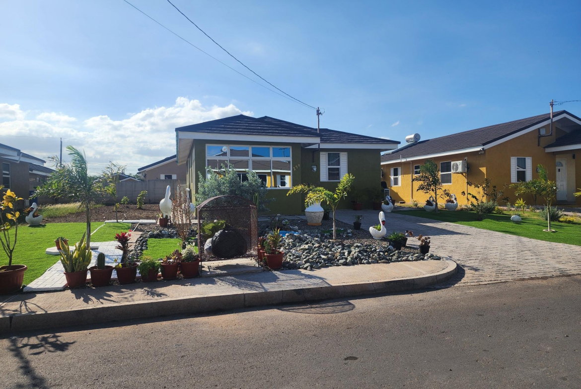 First image of 259 Colbeck Boulevard in Old Harbour, St. Catherine, Jamaica - property is For Rent