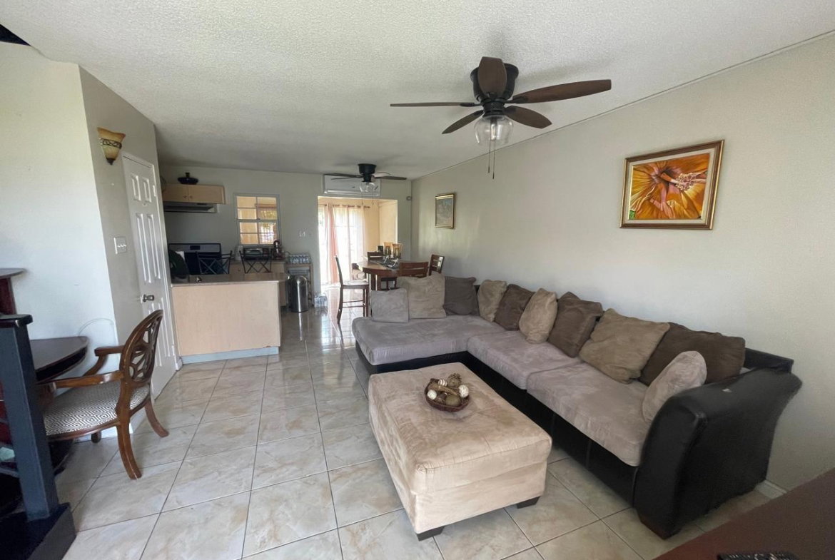 Second image of 269 Walton Close in Greater Portmore, St. Catherine, Jamaica - property is For Rent