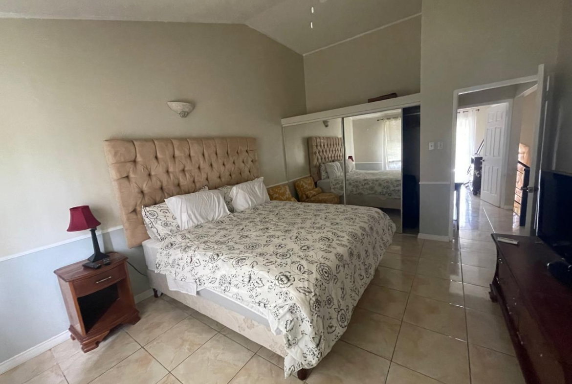 Twelfth image of 269 Walton Close in Greater Portmore, St. Catherine, Jamaica - property is For Rent