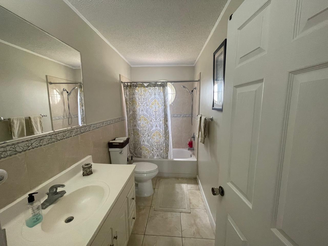 Fourteenth image of 269 Walton Close in Greater Portmore, St. Catherine, Jamaica - property is For Rent