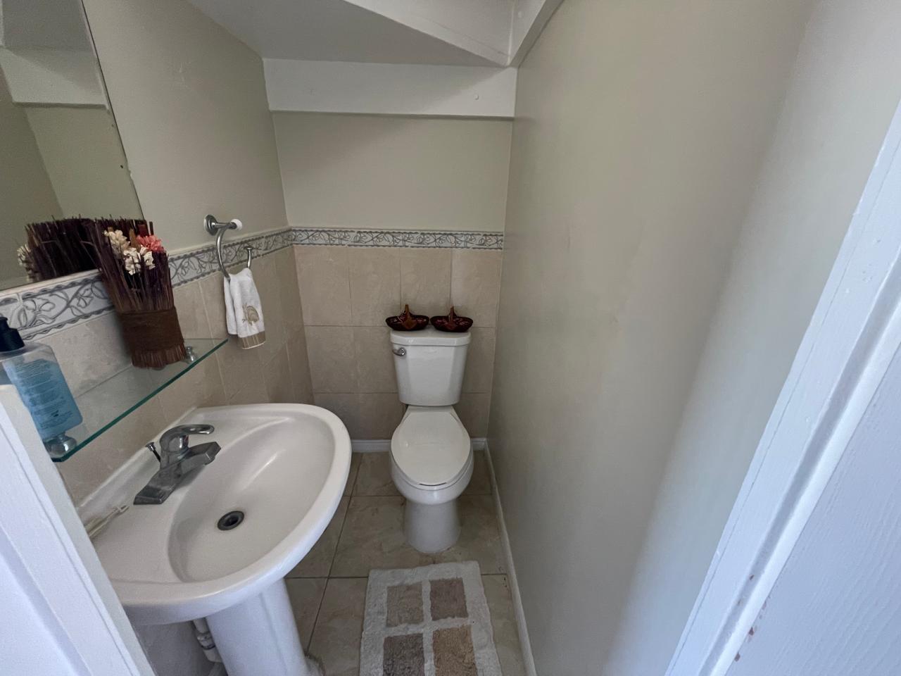 Nineteenth image of 269 Walton Close in Greater Portmore, St. Catherine, Jamaica - property is For Rent