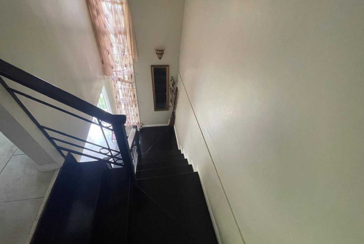 Ninth image of 269 Walton Close in Greater Portmore, St. Catherine, Jamaica - property is For Rent