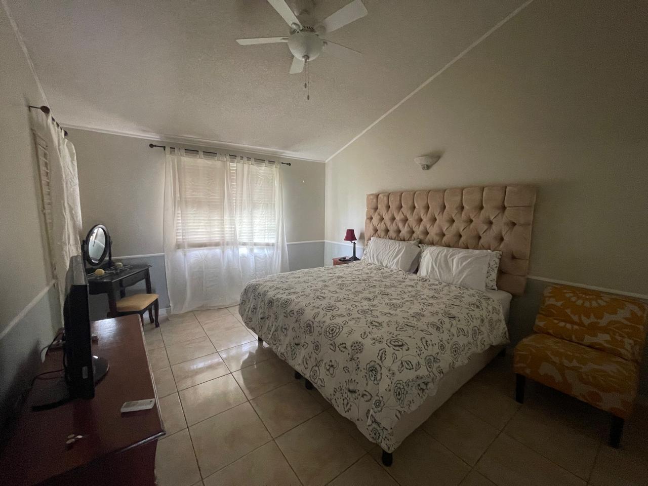 Tenth image of 269 Walton Close in Greater Portmore, St. Catherine, Jamaica - property is For Rent