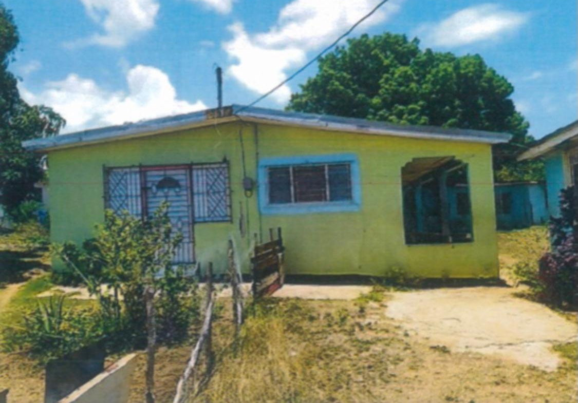 Seventh image of Palmers Cross in May Pen, Clarendon, Jamaica - property is For Sale