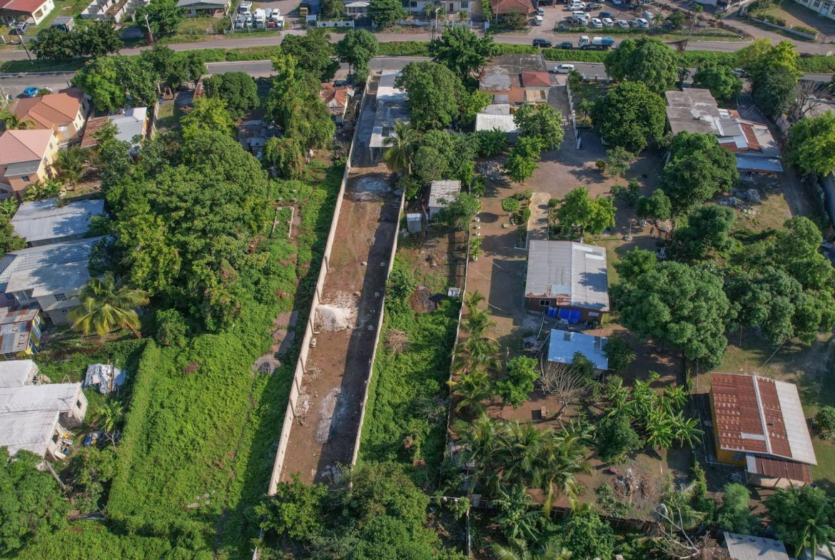 Eleventh image of 33 Darlington Drive in Old Harbour, St. Catherine, Jamaica - property is For Sale