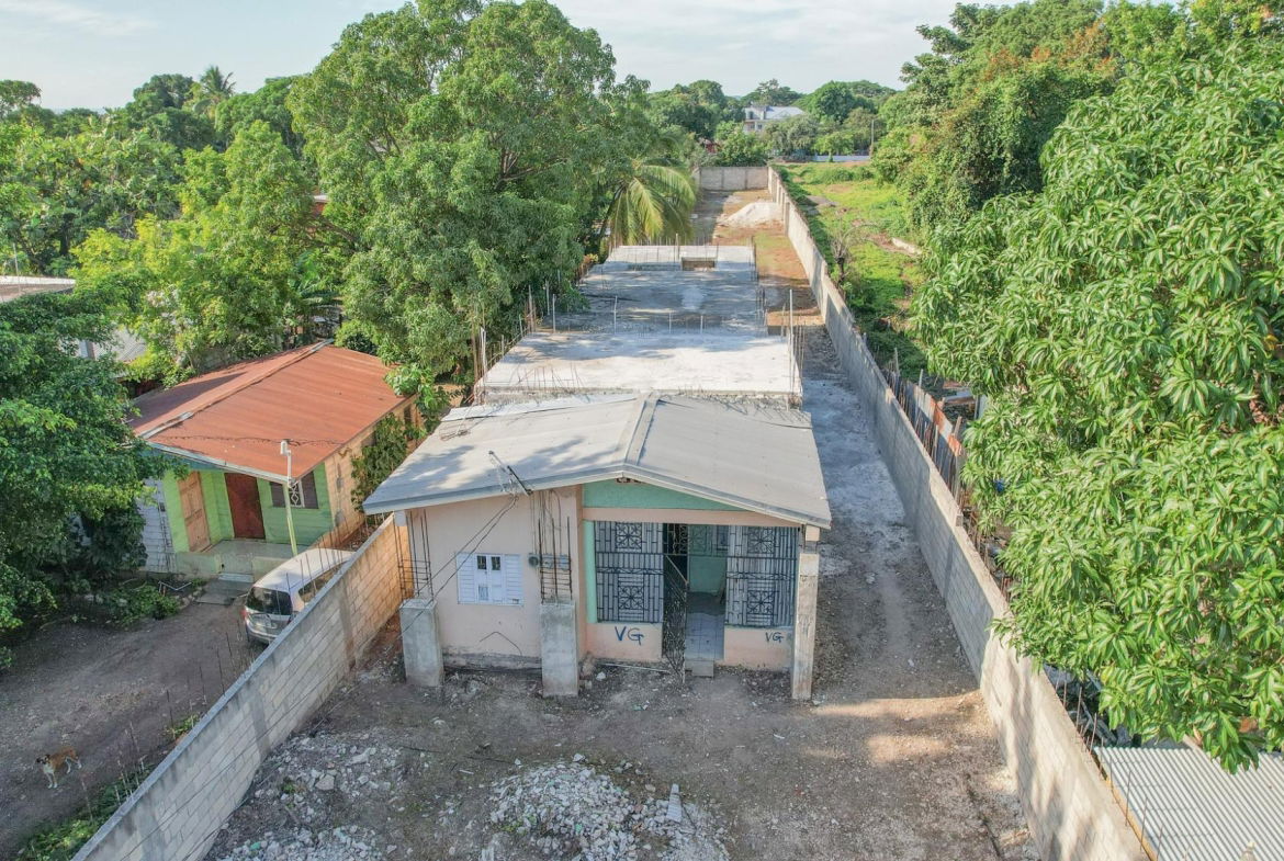 First image of 33 Darlington Drive in Old Harbour, St. Catherine, Jamaica - property is For Sale