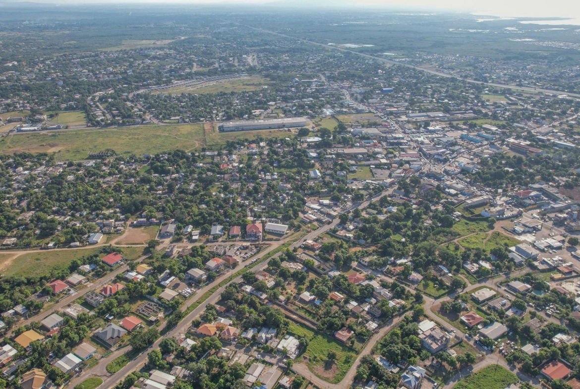 Sixteenth image of 33 Darlington Drive in Old Harbour, St. Catherine, Jamaica - property is For Sale