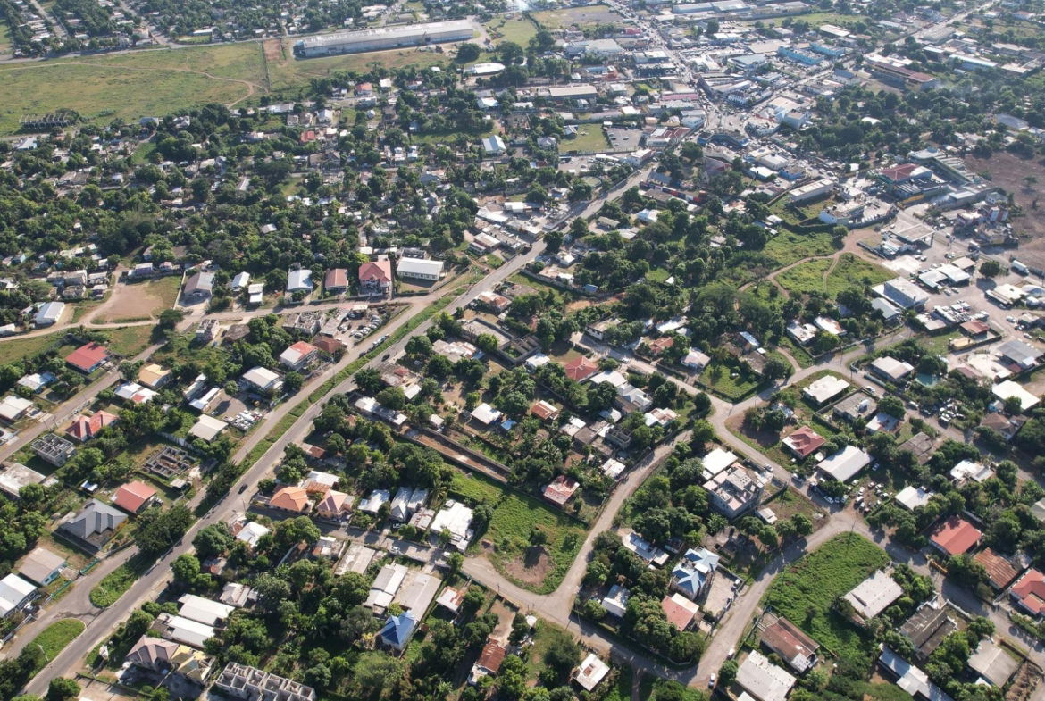 Seventeenth image of 33 Darlington Drive in Old Harbour, St. Catherine, Jamaica - property is For Sale