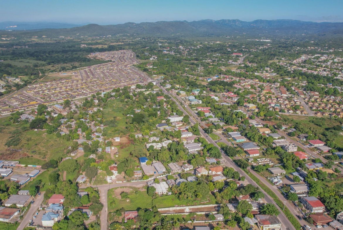 Eighteenth image of 33 Darlington Drive in Old Harbour, St. Catherine, Jamaica - property is For Sale