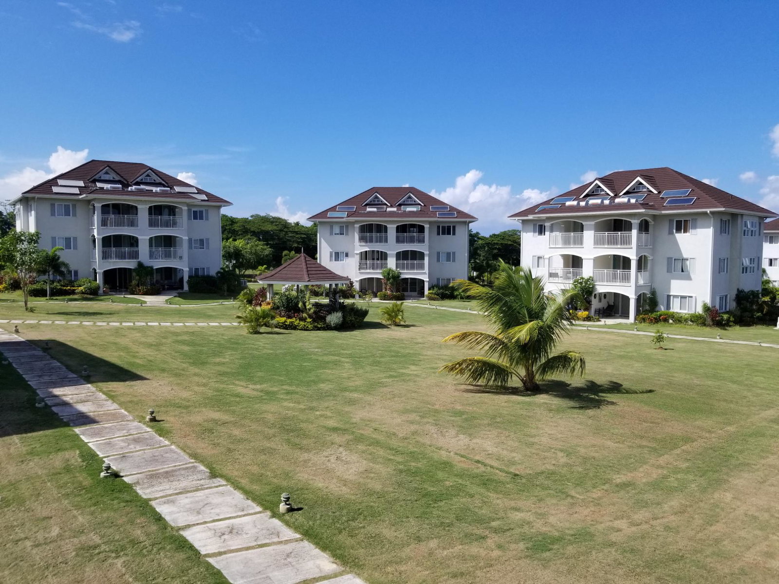 Luxurious-2-Bedroom-Apartment-for-Sale-in-Fern-Court-St.-Ann Twenty-Eighth image of M201- Fern Court Apartments in St. Ann's Bay, St. Ann, Jamaica - property is For Sale