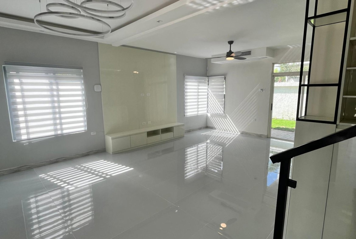 Fourteenth image of 287 The Onyx, Paradisiac Beac in Richmond, St. Ann, Jamaica - property is For Sale