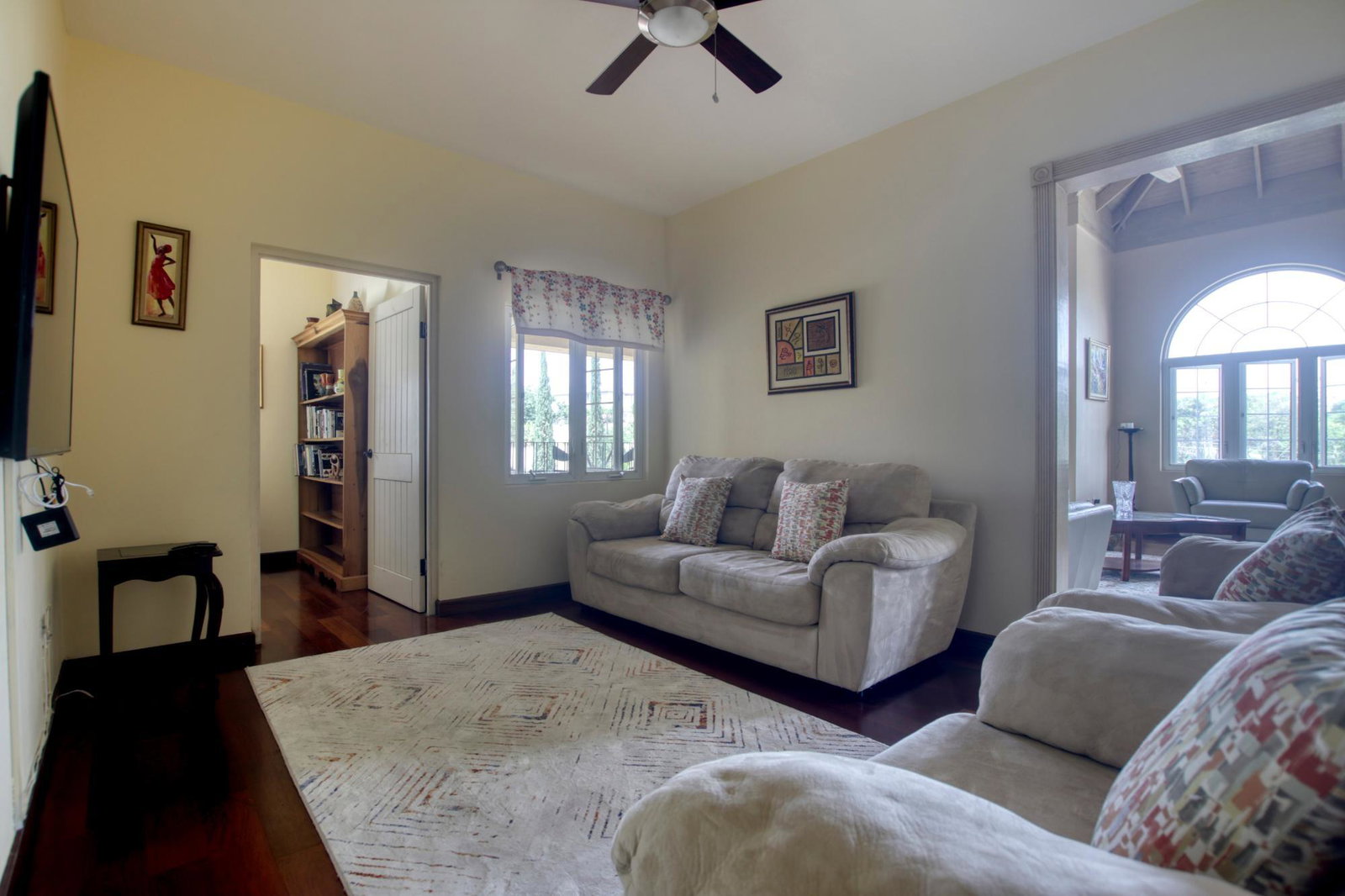 Eleventh image of 21 Shenstone Drive in Kingston 6, St. Andrew, Jamaica - property is For Rent