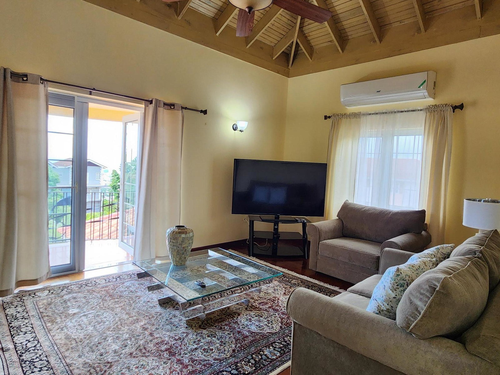 Thirteenth image of 21 Shenstone Drive in Kingston 6, St. Andrew, Jamaica - property is For Rent