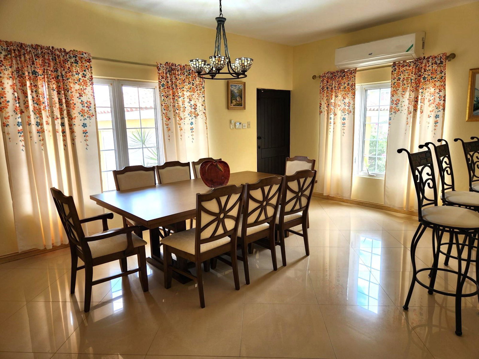 Eighteenth image of 21 Shenstone Drive in Kingston 6, St. Andrew, Jamaica - property is For Rent