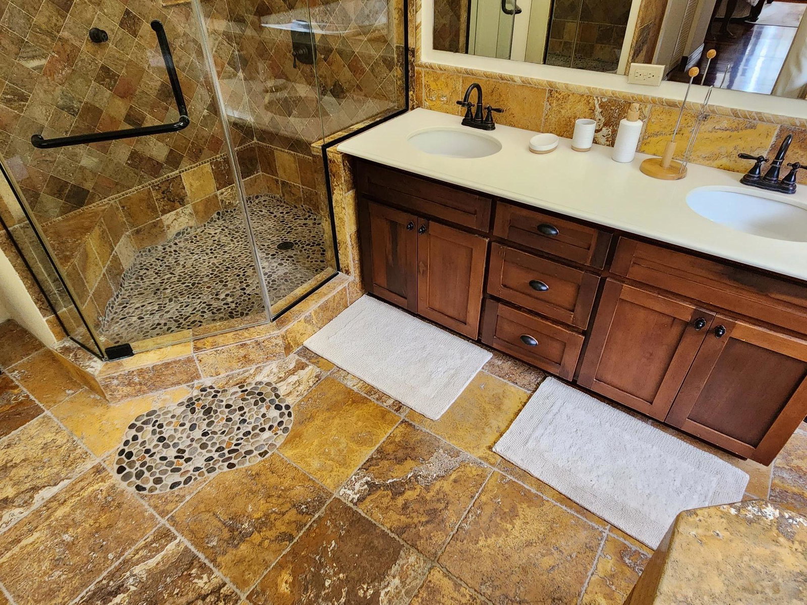 Twenty-Third image of 21 Shenstone Drive in Kingston 6, St. Andrew, Jamaica - property is For Rent