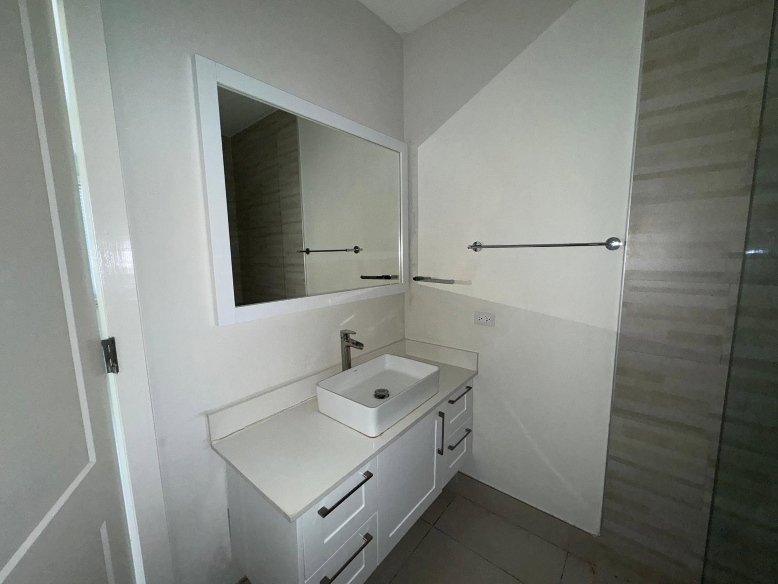 Twenty-First image of 31-33 Seymour Avenue in Kingston 6, St. Andrew, Jamaica - property is For Rent