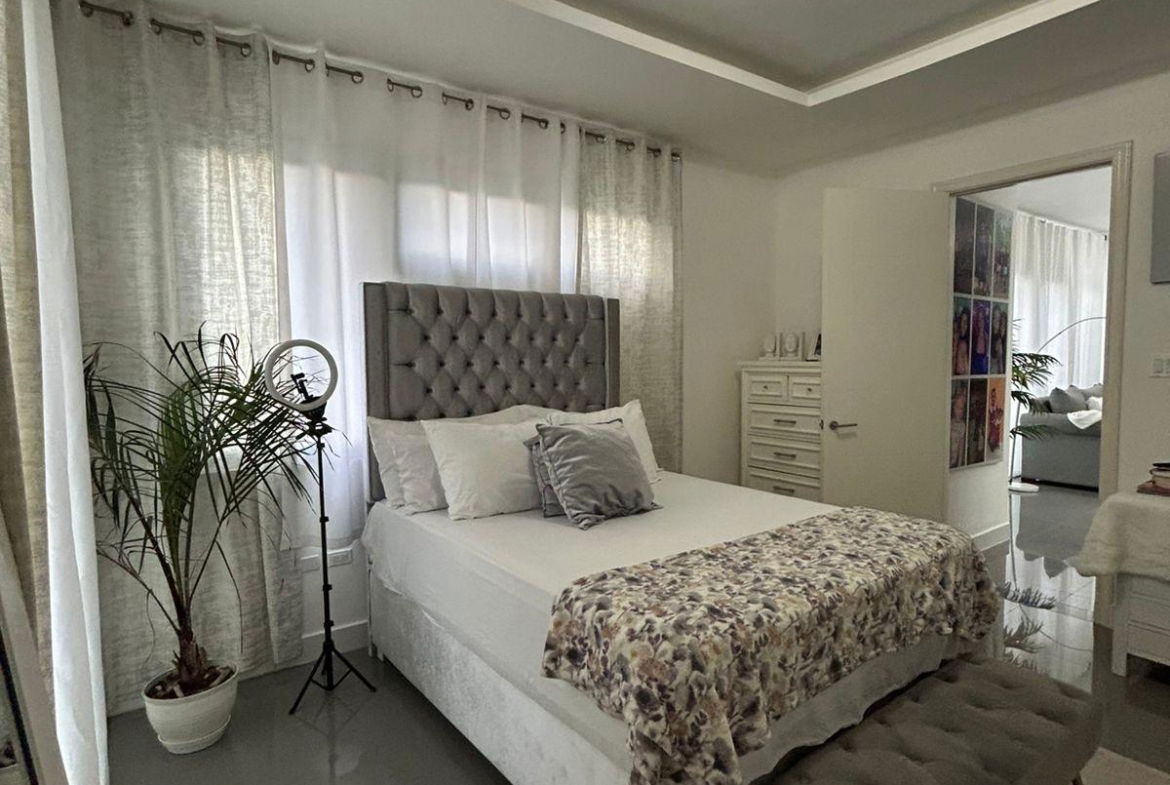 Fourth image of B303-39 Wellington Drive in Kingston 6, St. Andrew, Jamaica - property is For Sale