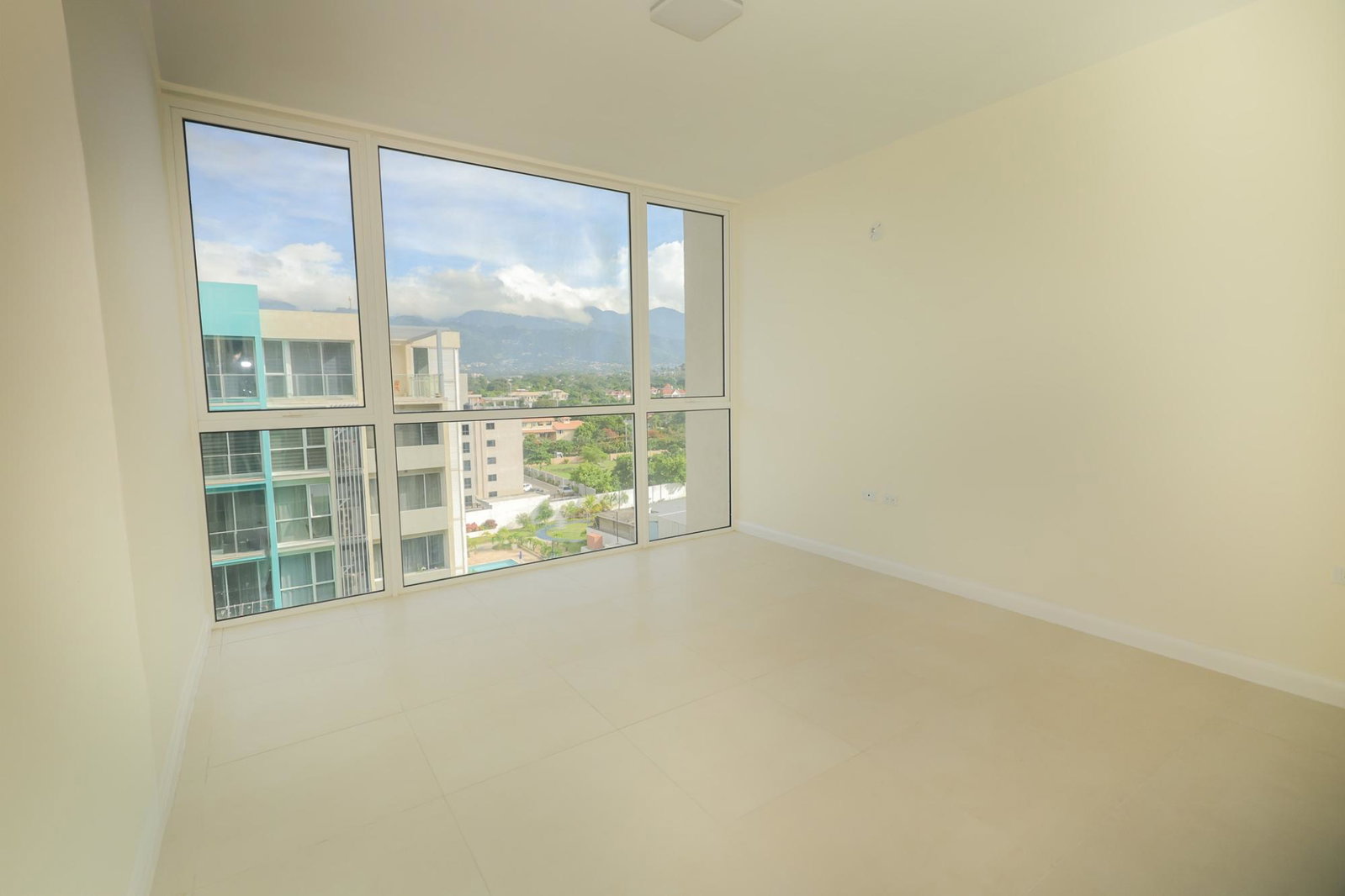 Luxury-Apartment-for-Sale-in-New-Kingston-The-Cambridge Tenth image of b 707-4 Musgrave Avenue in NEW KINGSTON, St. Andrew, Jamaica - property is For Sale